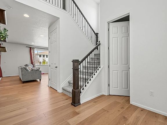 3rd image of 6543 Coldwater Dr