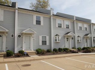 3332 King James Rd, Peoria, IL 61615