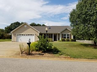 105 Marah Ln, Greer, SC 29651
