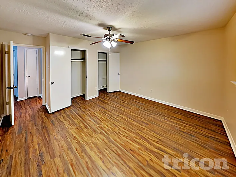 16259 Hollow Wood Dr — Photo 14