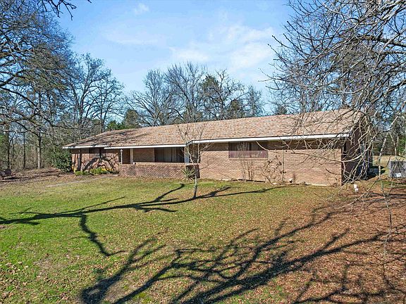 3rd image of 4484 County Road 1582
