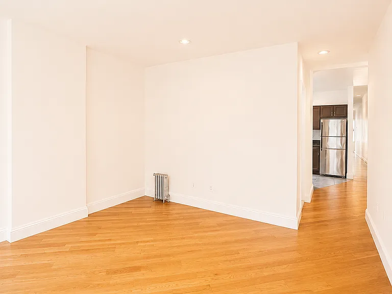 524 W 123rd St #5E — Photo 2