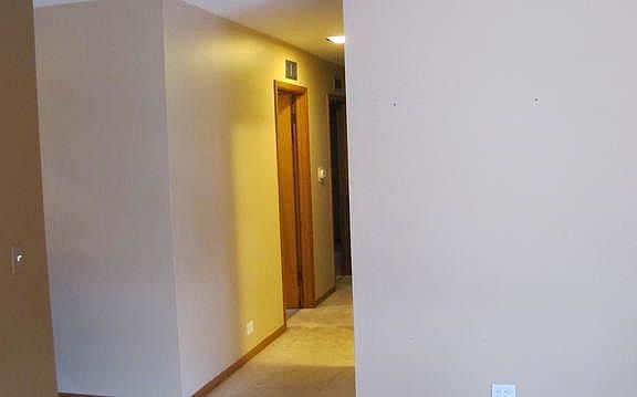 4th image of 15 Lynwood Dr