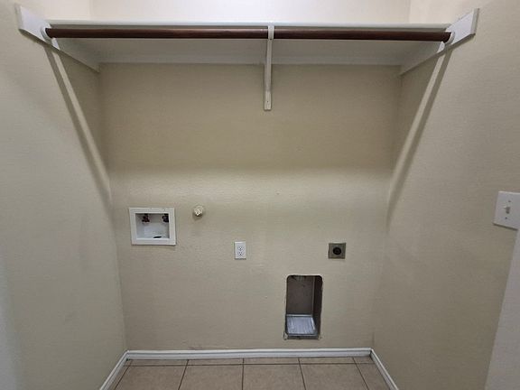 4th image of 7206 Colina Way