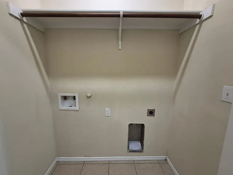 7206 Colina Way — Photo 4