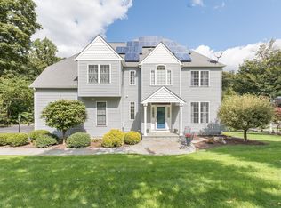 54 Pamela Rd, Cortlandt Manor, NY 10567