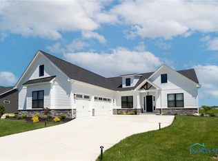 25228 John F McCarthy Way, Perrysburg, OH 43551
