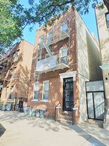 31-29 35th St #6, Astoria, NY, 11106