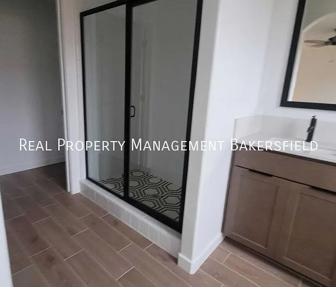 7526 Passionfruit Dr — Photo 11