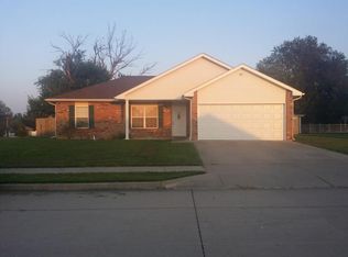 1392 Matthew St, Fulton, MO 65251