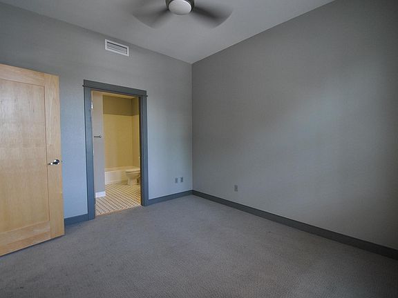 5th image of 609 W Dickson St Ste 211