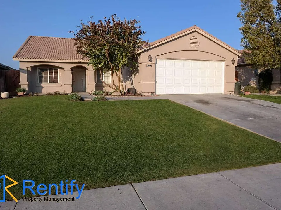3908 White Sands Dr