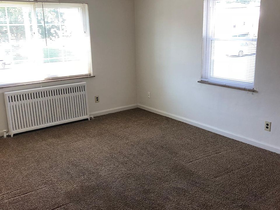 1st image of 4326 Oakwood Ave