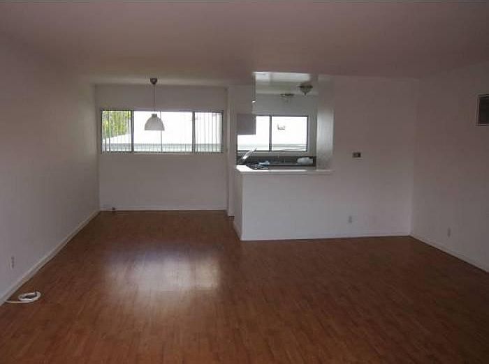 1st image of 11917 Kiowa Ave APT 3