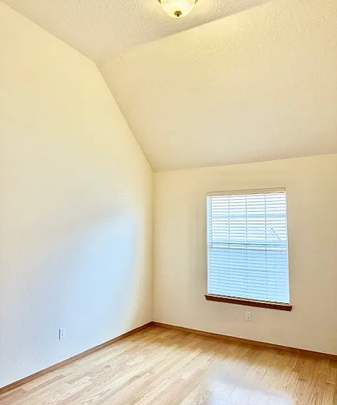 8420 Ashton Pl NE — Photo 32
