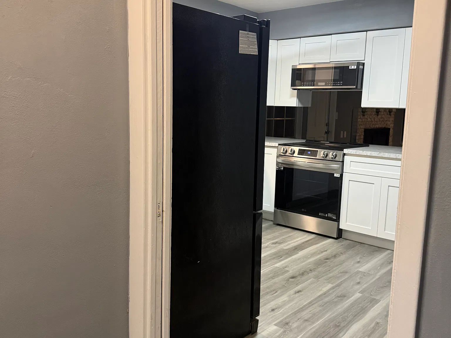 4 bed, 1987 sqft, $2,350 — Photo 4