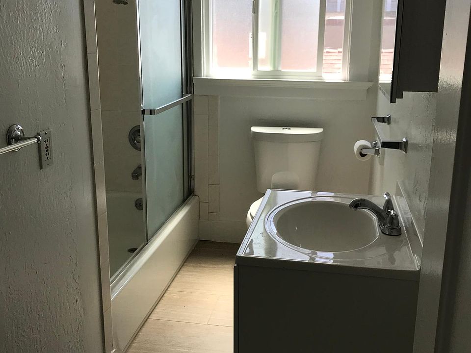 2nd image of 2063 S El Camino Real APT 3