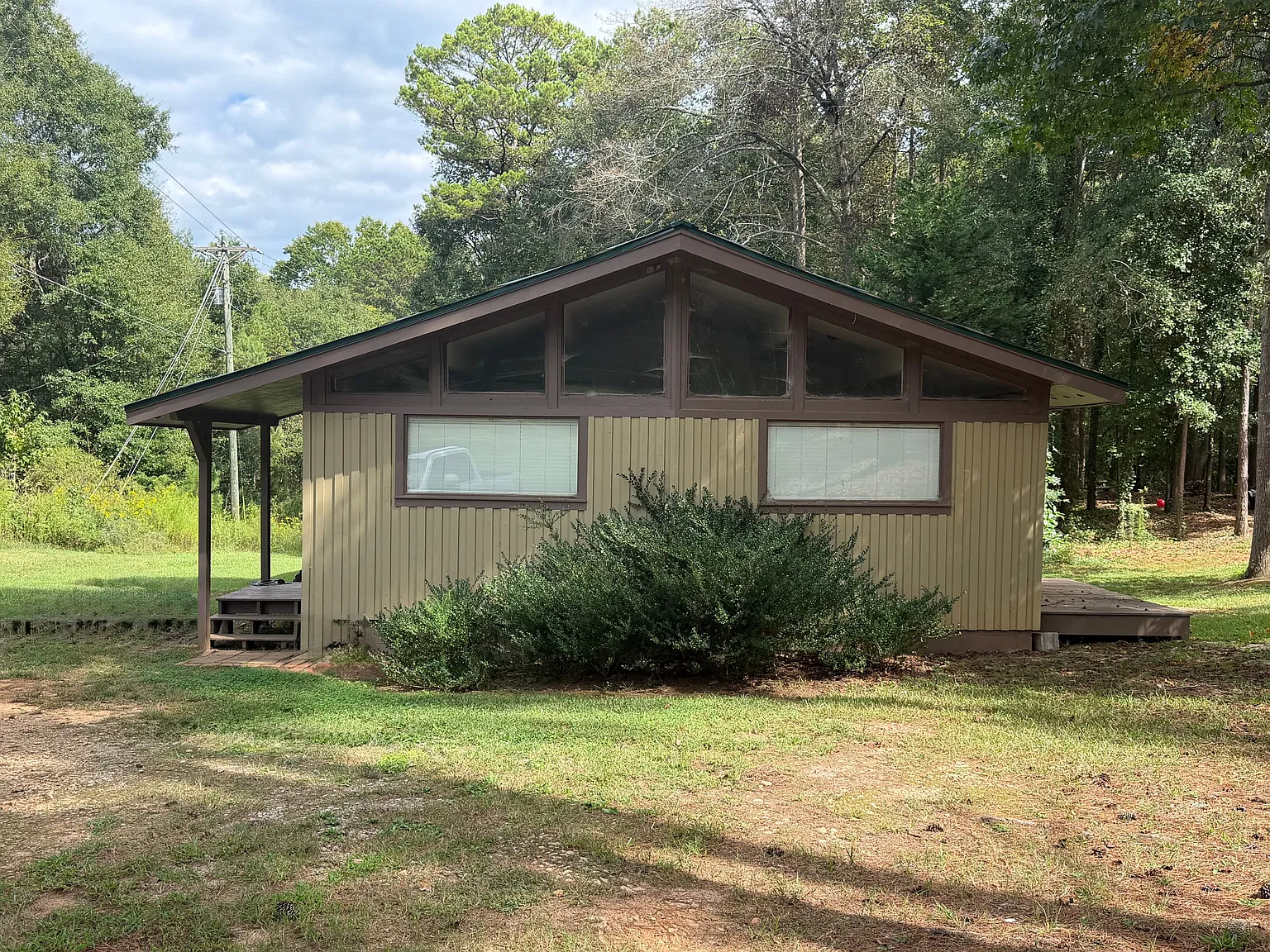 171 Pinecrest Dr — Photo 1