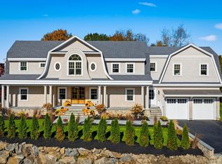 2 Beacon Hill Rd, Marblehead, MA 01945