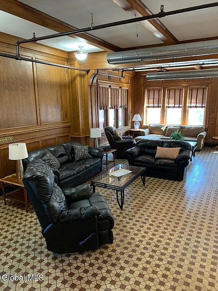 4th image of 1425A 5th Avenue
