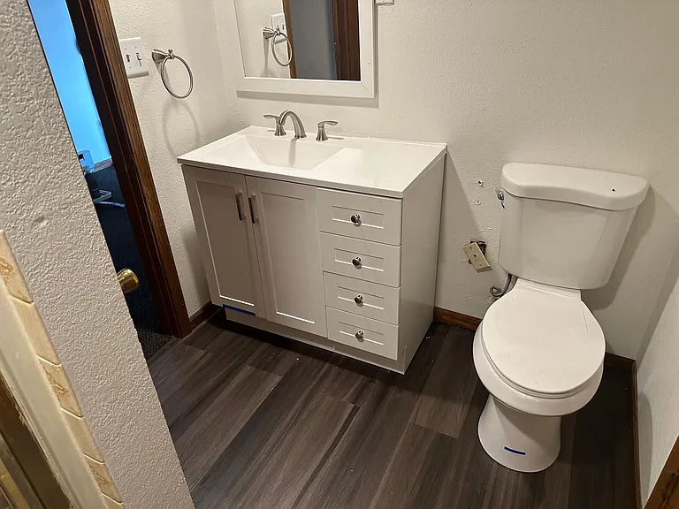 Bath full with large storage closet