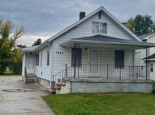7942 Ash St, Birch Run, MI