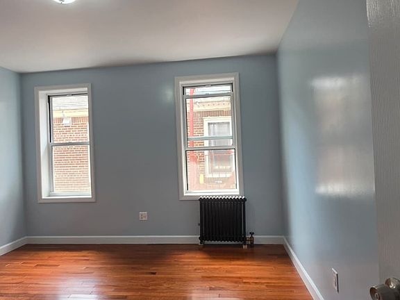 4th image of 33-30 89th St #2