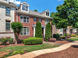 7810 Willoughby Ct, Alpharetta, GA