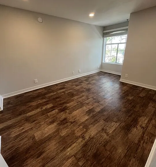 7660 Beverly Blvd #408 — Photo 3