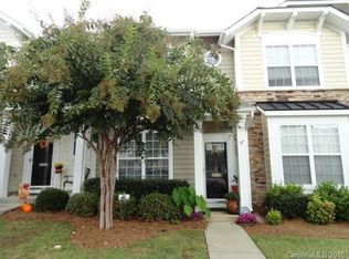 824 Gentlewinds Ct, Fort Mill, SC 29708