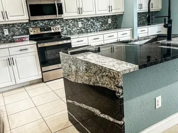 5097 Starblaze Drive, Greenacres, FL 33463