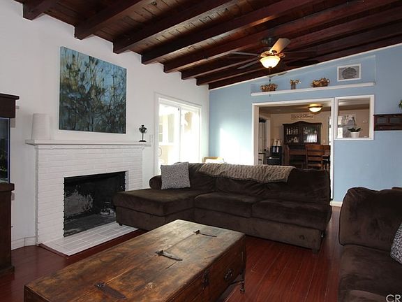 4th image of 8011 Lloyd Ave