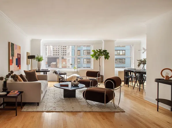 225 E 57th St APT 9D, New York, NY 10022