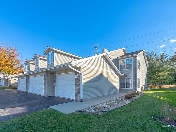 3rd image of 5109 Diane Ct #5109
