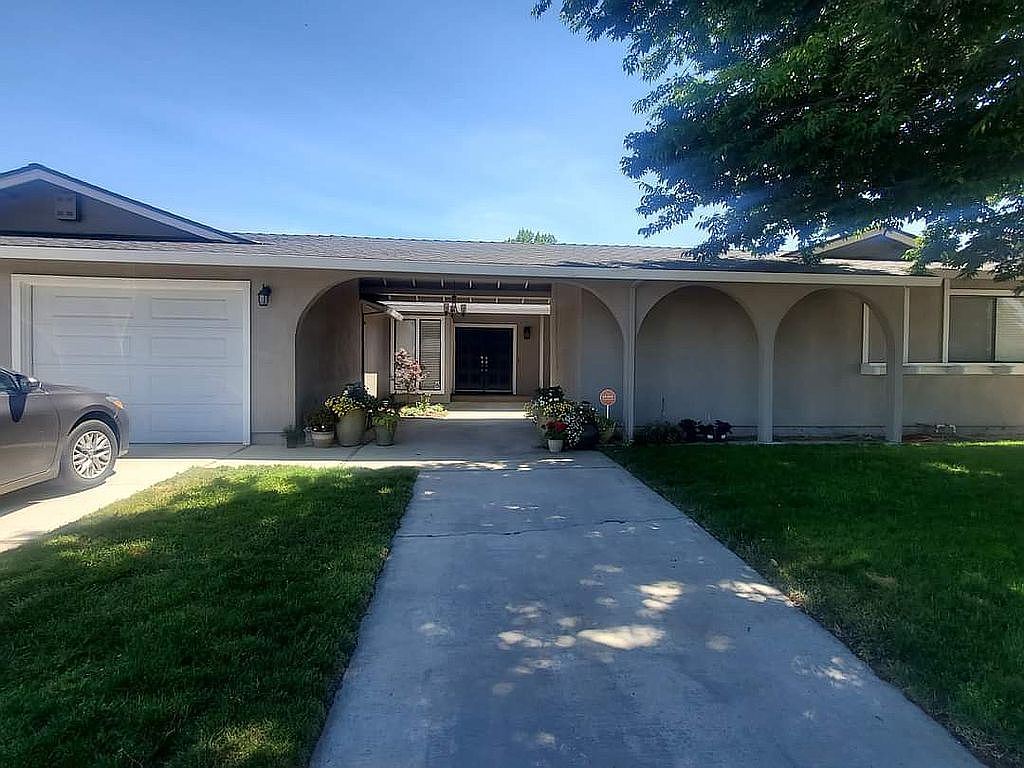 3604 Piccadilly Ct, Modesto, CA 95356 | Zillow