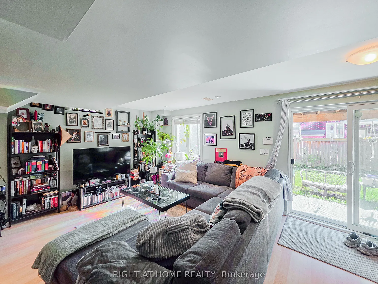 2 bed, $1,700 — Photo 4