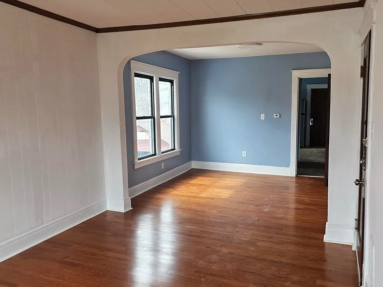 136 Zenner St #2 — Photo 7