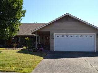 1694 Nunnwood Ln, Grants Pass, OR 97527