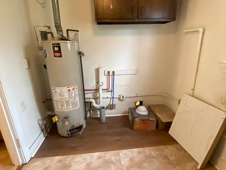 4226 Fordson Way — Photo 8