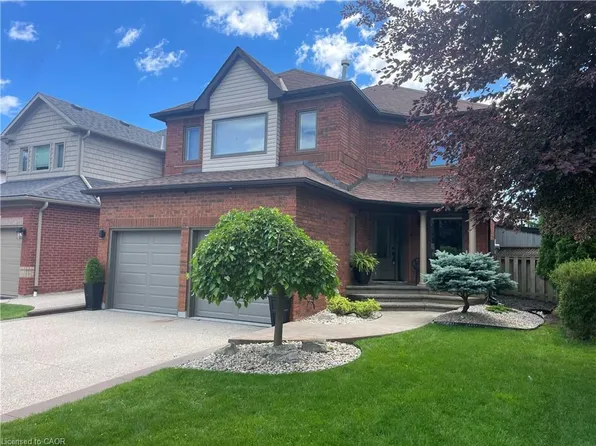 87 Chatsworth Cres, Hamilton, ON L8B 0N7