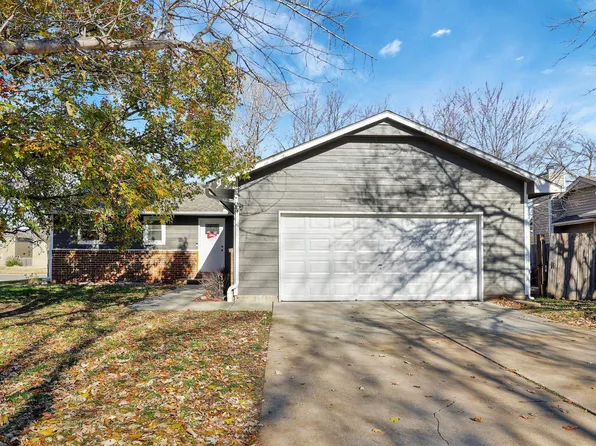 1608 S Red Oaks St, Wichita, KS 67207