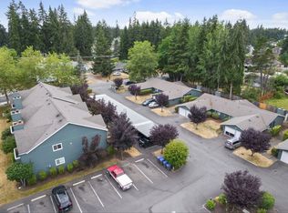 3990 Starboard Ln SE #E201, Pt Orchard, WA 98366