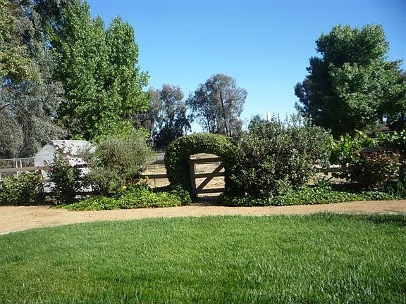 3rd image of 28437 Tulita Ln