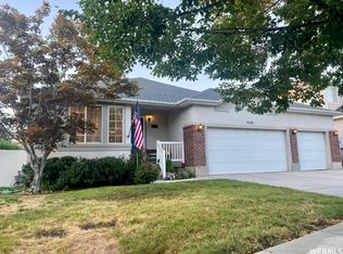 1576 Pinehurst Ln, Farmington, UT 84025
