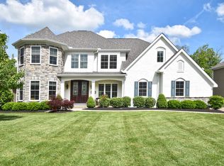 6760 Woodland Reserve Ct, Cincinnati, OH 45243