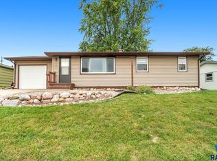 1309 S Coates Rd, Sioux Falls, SD 57105