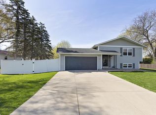 1113 Laurie Dr, Fort Atkinson, WI 53538