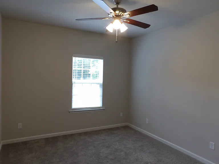 Joiner Crossing Apartments — Photo 14