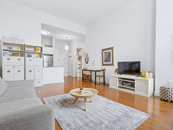 2nd image of 220 W 148th St APT 3N