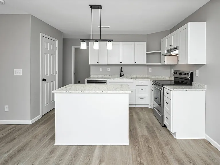 85 Smith Glen Dr — Photo 33